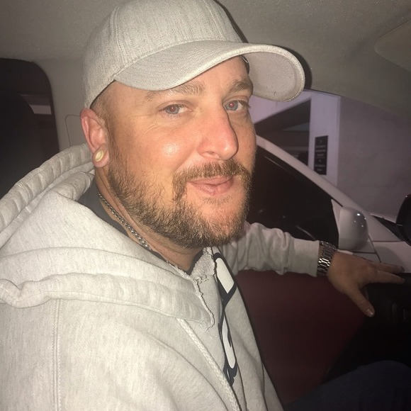 Meet your Posher, Matt - Picture 1 of 1